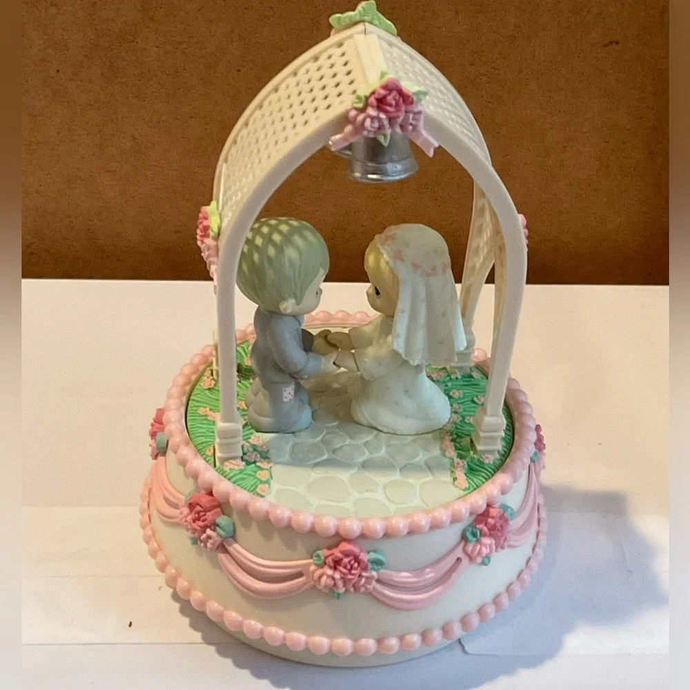 Precious Moments “May God Bless Your Wedding” Musical Cake Topper - NIB